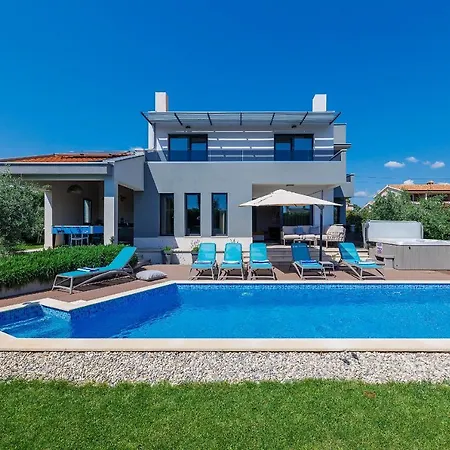 Villa Grande *