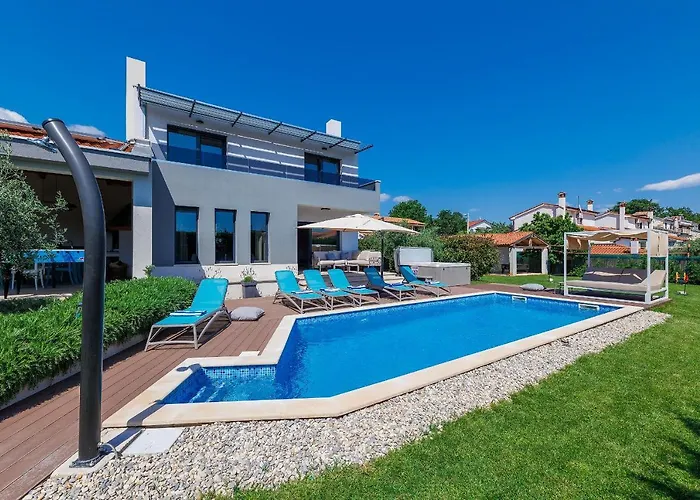 Grande Villa Tar-Vabriga